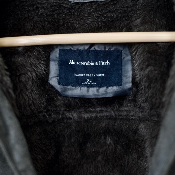 Abercrombie & Fitch Men's Relaxed Vegan Suede Lined Jacket XL - Picture 5 of 12